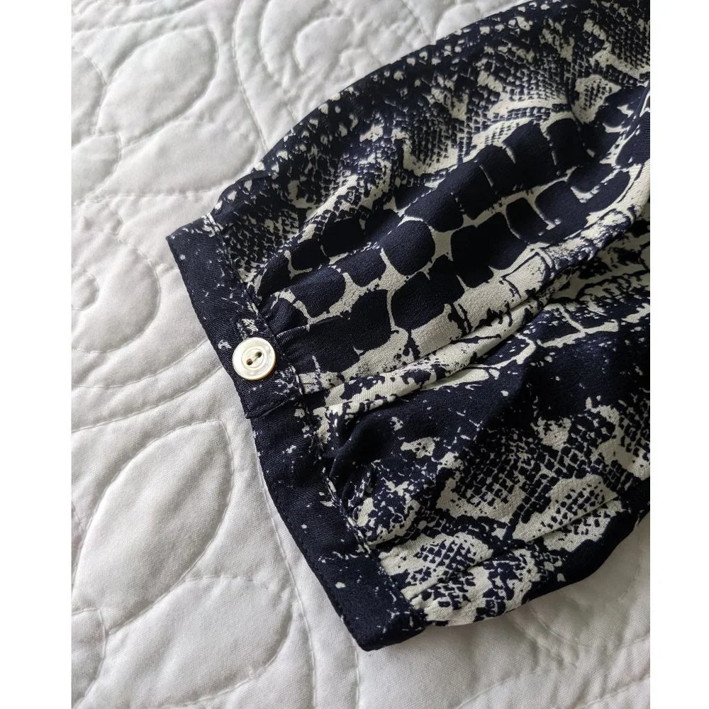 Talbots Silk Blouse w Pleat Details Dark Blue Snake Print Petite 4 - Picture 4 of 7